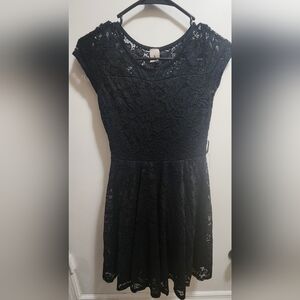 Elegant Black Lace Dress